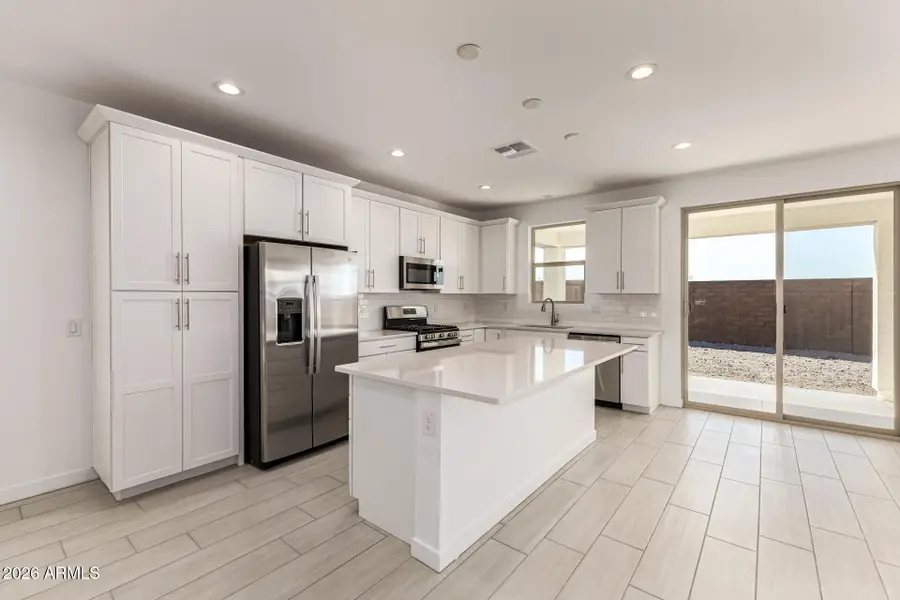 8716 S 170th Avenue, Goodyear, AZ 85338 - #2