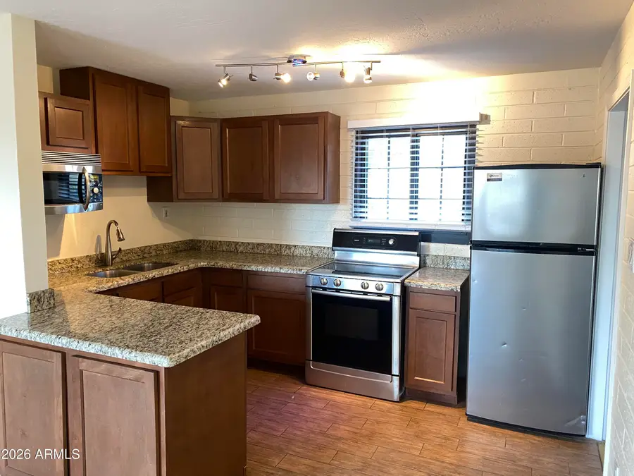 925 E Henry Street, Tempe, AZ 85288 - #2