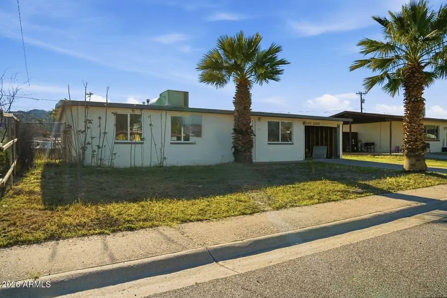 427 W Greenwich Road, Kearny, AZ 85137 - #3