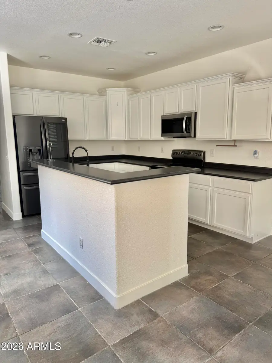 1817 E Donner Drive, Phoenix, AZ 85042 - #2