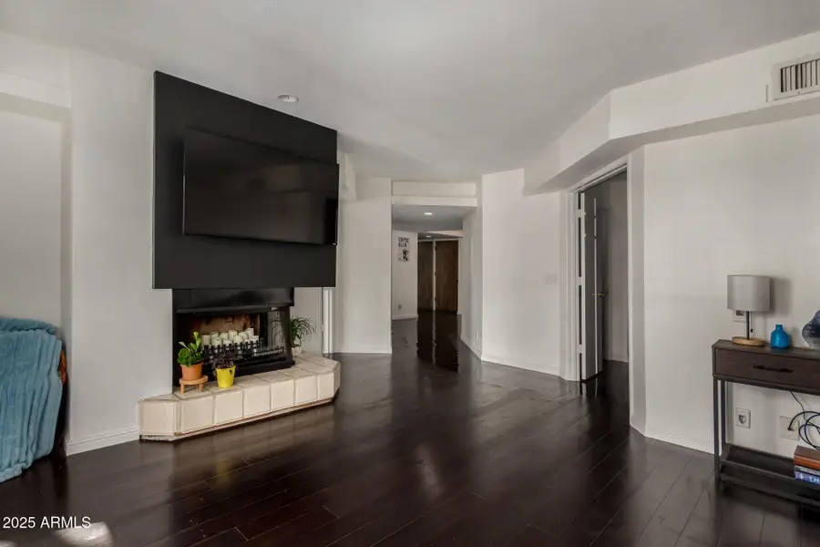 5035 N 10th Place #204, Phoenix, AZ 85014 - #2