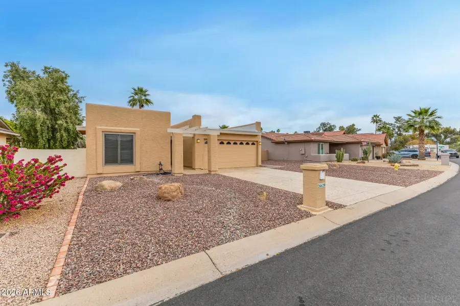 26629 S New Town Drive, Sun Lakes, AZ 85248 - #3
