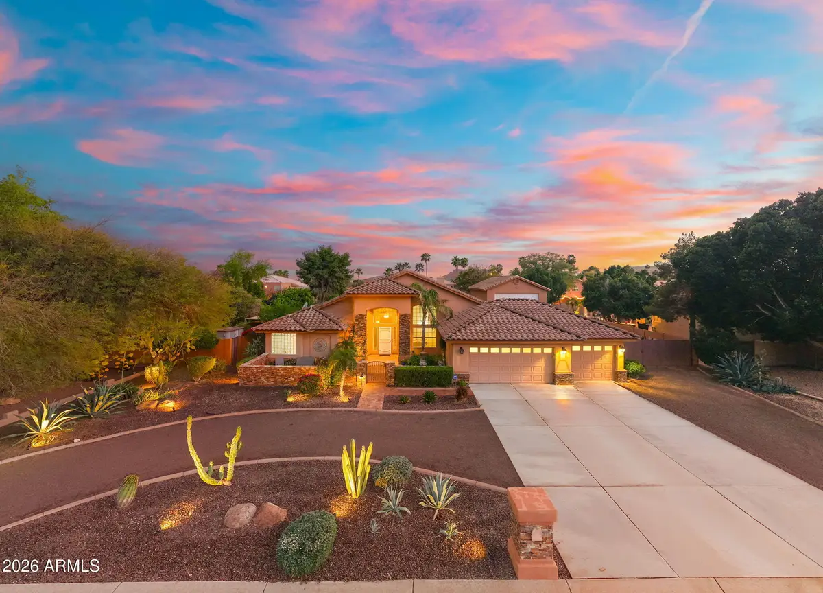 4613 W Desert Hollow Drive, Phoenix, AZ 85083 - #1