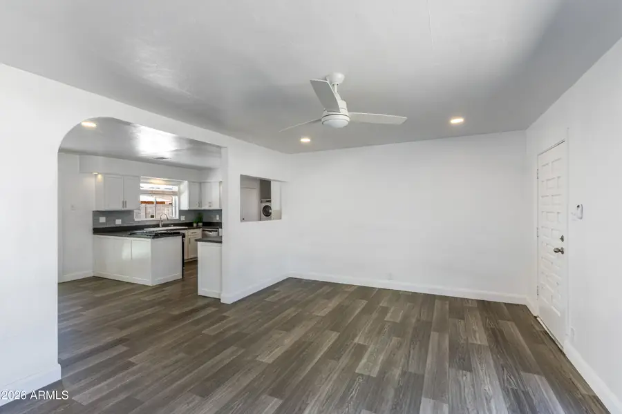 1807 E San Miguel Avenue, Phoenix, AZ 85016 - #3