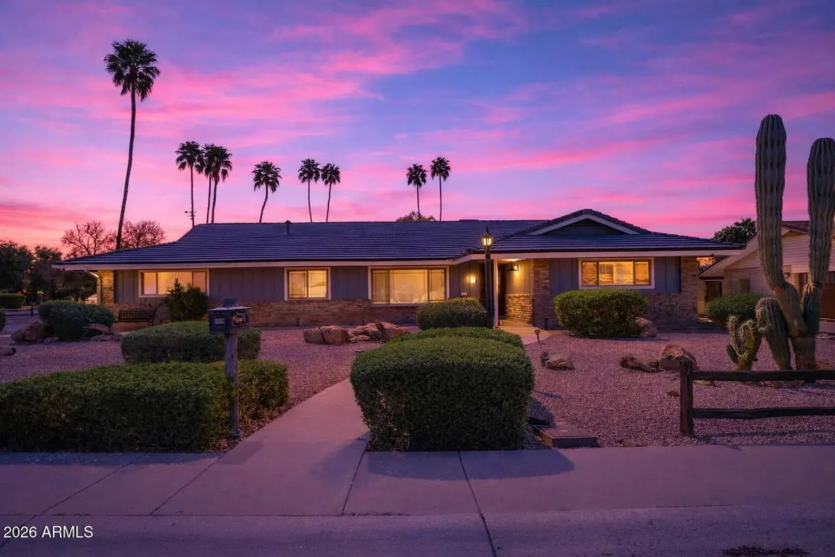 35 E Canterbury Court, Phoenix, AZ 85022 - #1