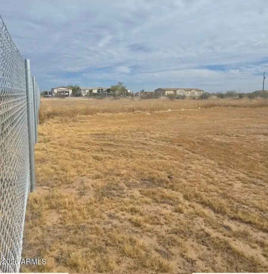 XX Xxx --, Wittmann, AZ 85361 - #3