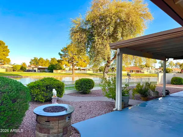 25231 S Lakeway Drive, Sun Lakes, AZ 85248