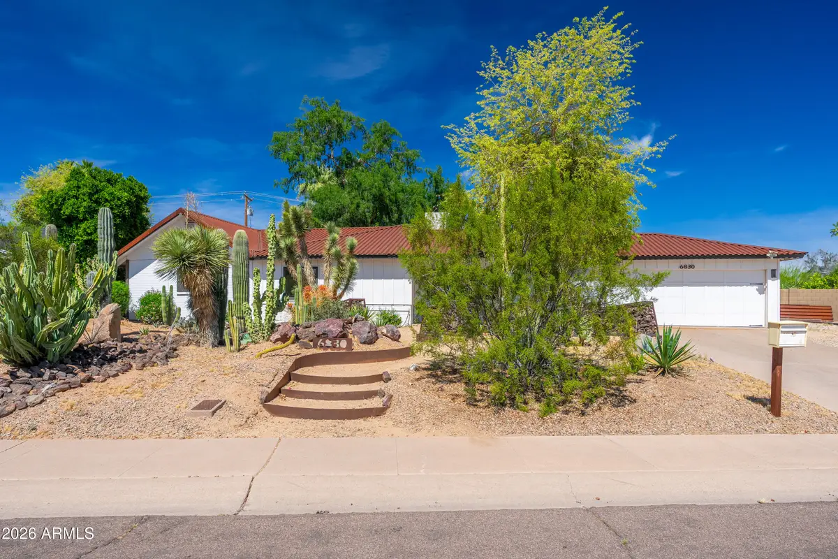 6830 E Paradise Parkway, Scottsdale, AZ 85251 - #1