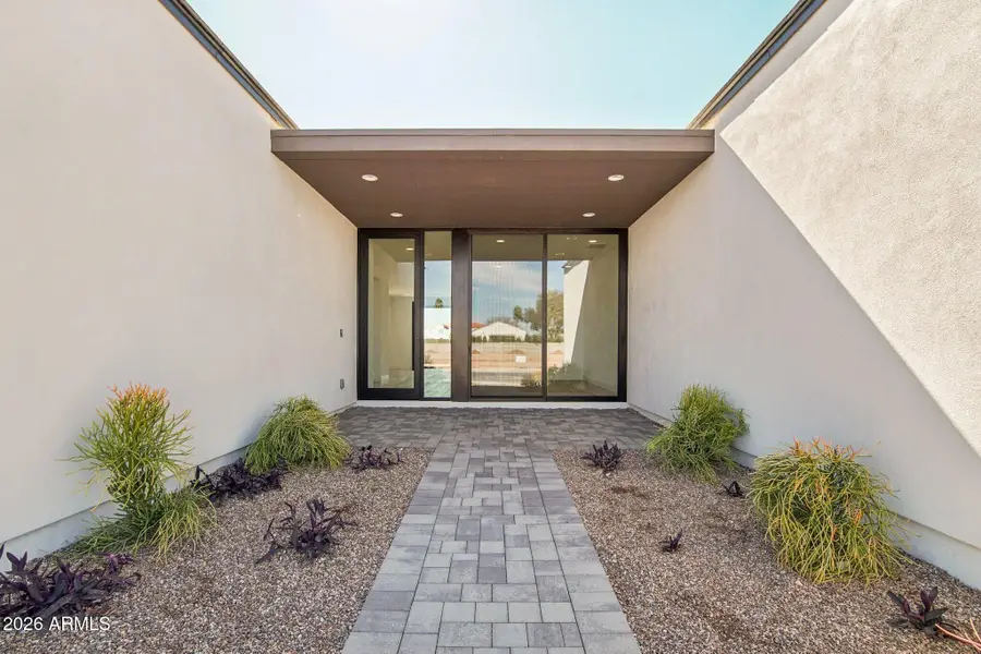 2351 E Aquarius Place, Chandler, AZ 85249 - #3