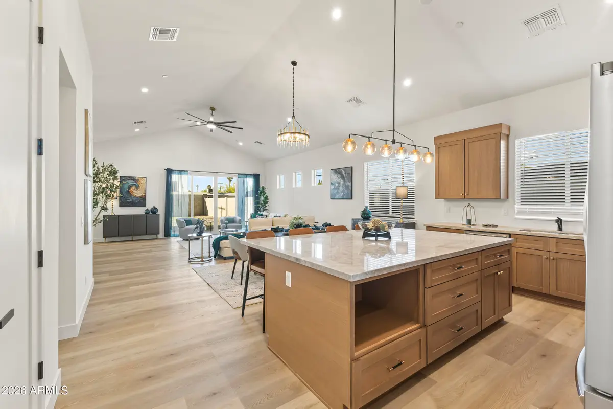 826 W 12th Street, Tempe, AZ 85281 - #1