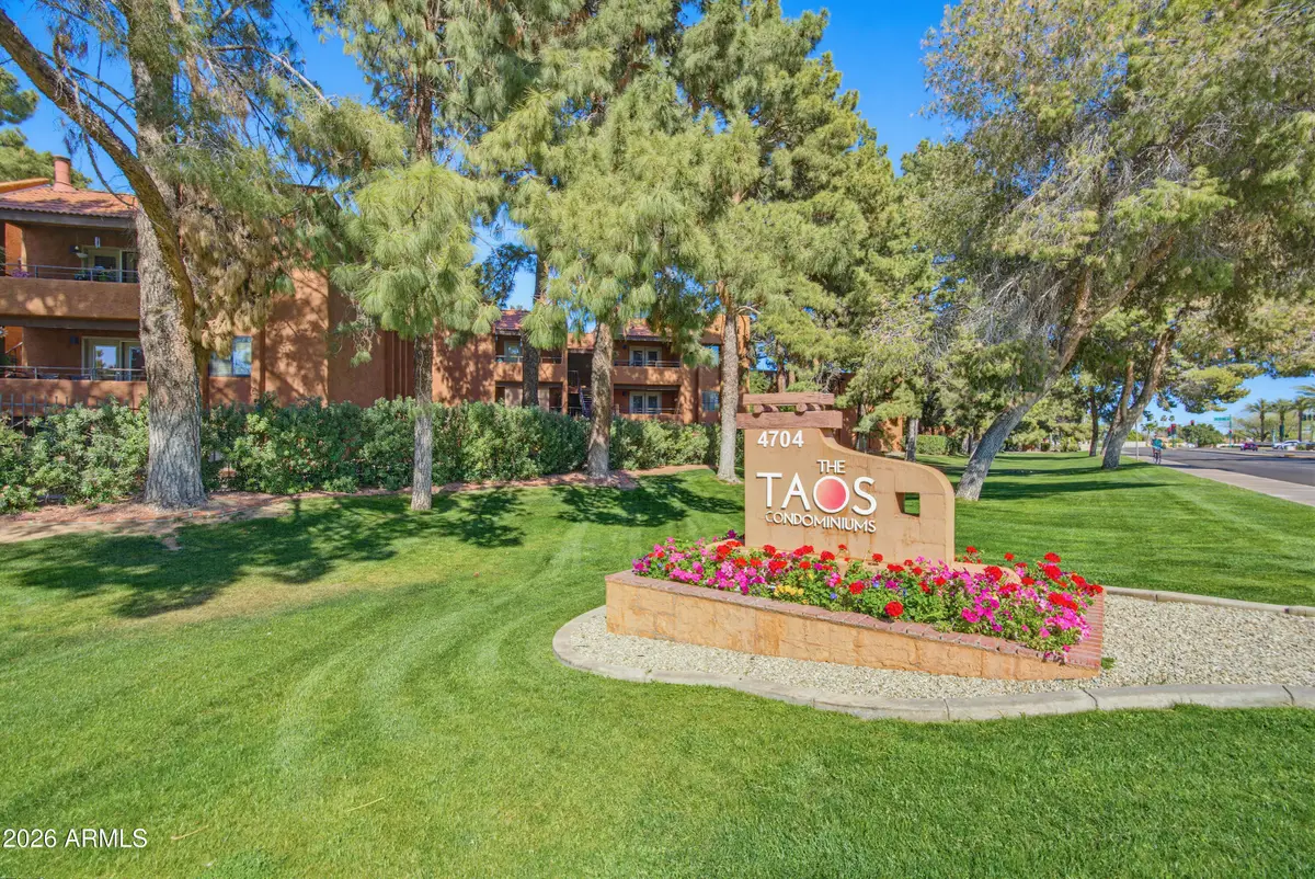4704 E Paradise Village Parkway N #303, Phoenix, AZ 85032 - #1
