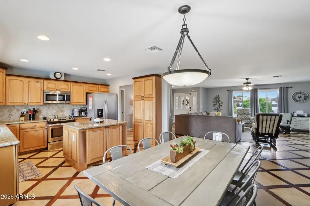 6603 S College Avenue, Tempe, AZ 85283 - #1