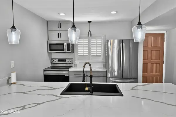 7436 E Chaparral Road #B219, Scottsdale, AZ 85250