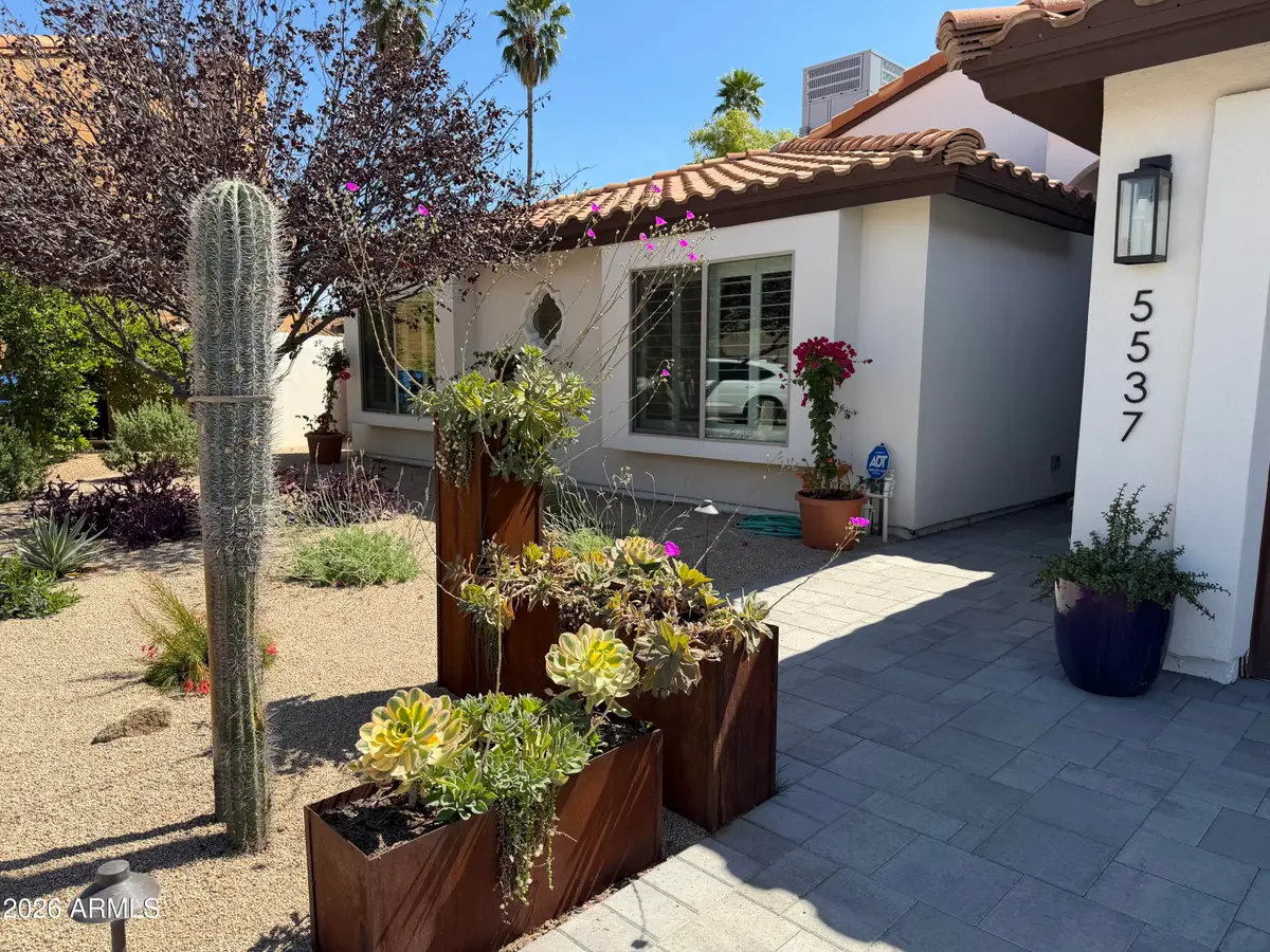 5537 E Grandview Road, Scottsdale, AZ 85254 - #1