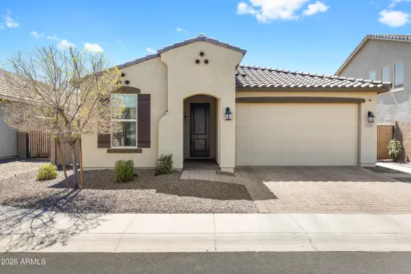 2327 E Harwell Road, Phoenix, AZ 85042