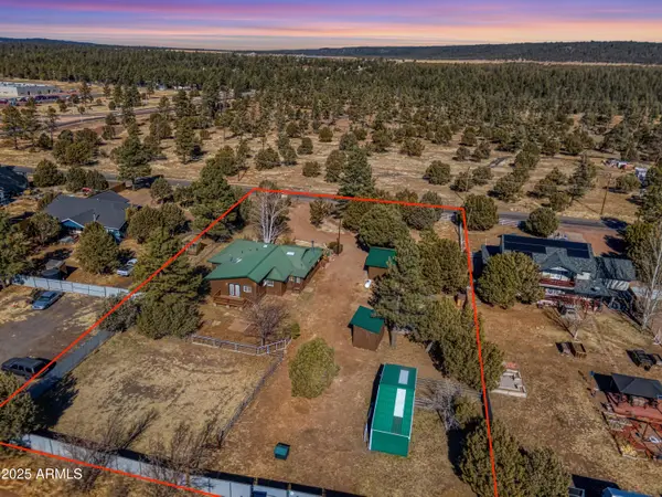 1435 Flag Hollow Road, Lakeside, AZ 85929