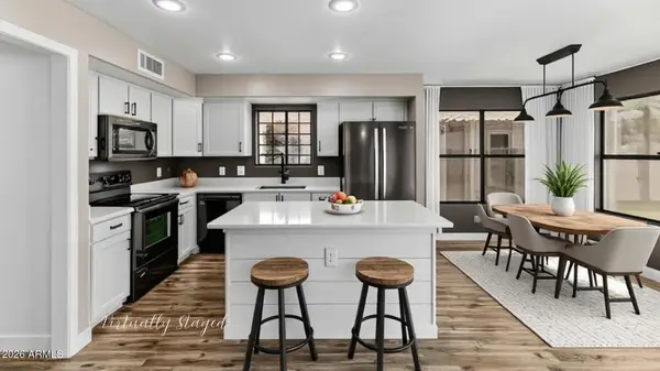 9837 W Yukon Drive, Peoria, AZ 85382