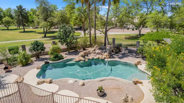 2740 S Yucca Street, Chandler, AZ 85286