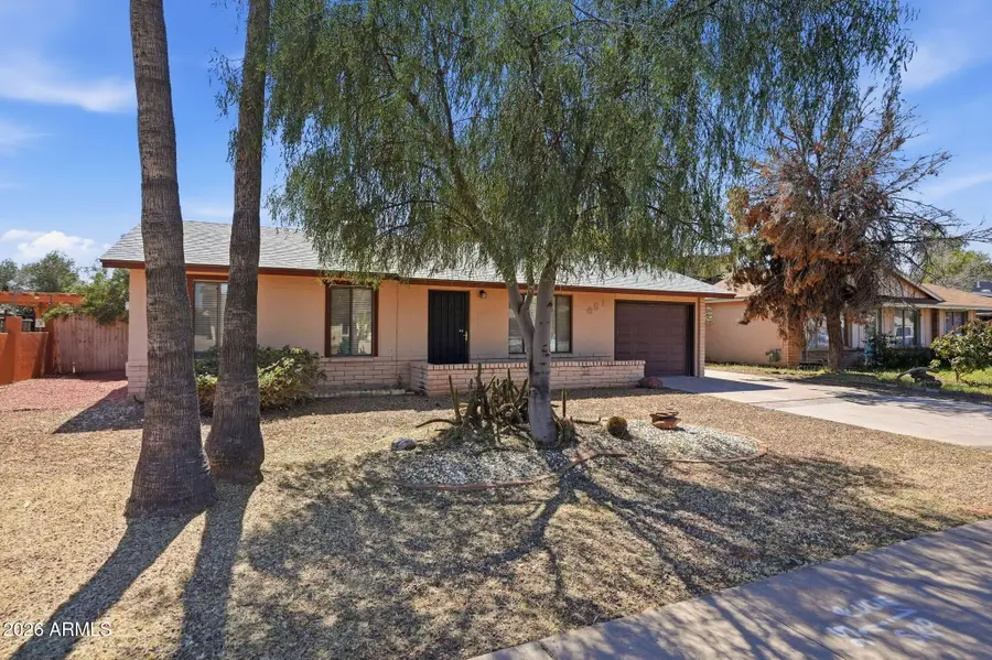 651 E Glade Avenue, Mesa, AZ 85204 - #2