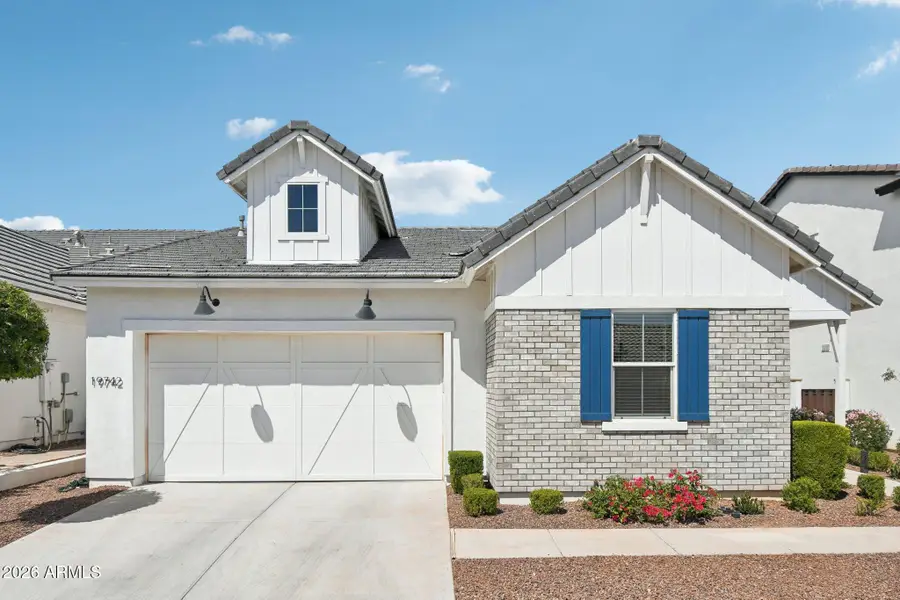 19742 W Turney Avenue, Litchfield Park, AZ 85340 - #2