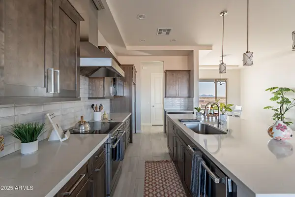 24463 N 194th Avenue, Surprise, AZ 85387