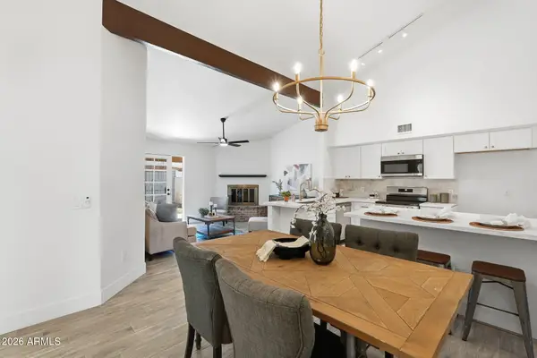 6813 W Eva Street, Peoria, AZ 85345