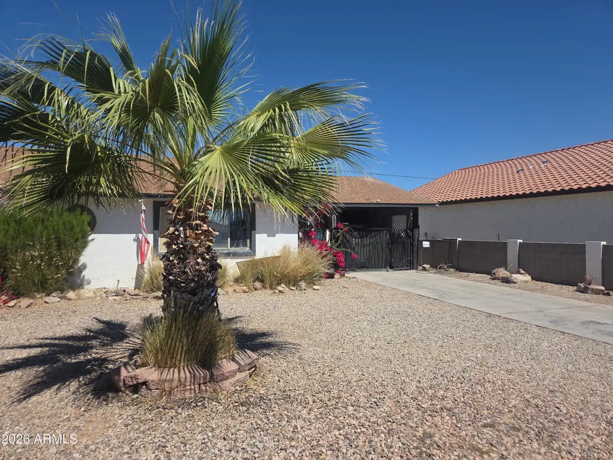 8682 W Santa Cruz Boulevard, Arizona City, AZ 85123 - #1