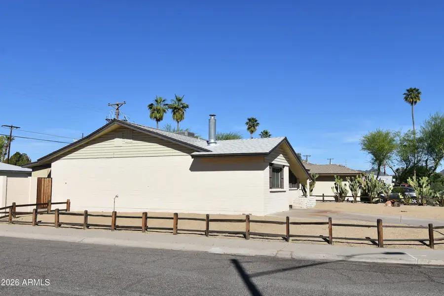 1830 W Sunnyslope Lane, Phoenix, AZ 85021 - #2