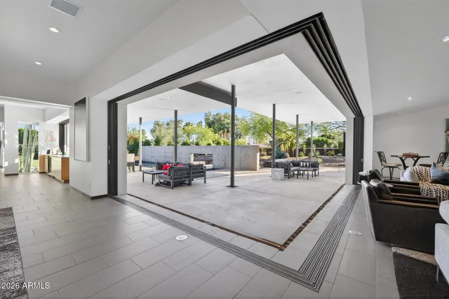 7433 E Cholla Lane, Scottsdale, AZ 85250 - #2