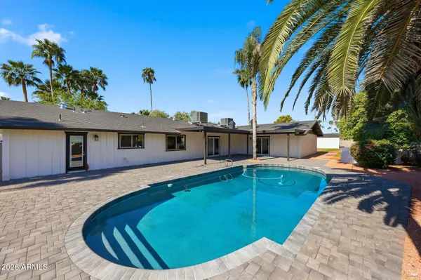 5610 E Charter Oak Road, Scottsdale, AZ 85254