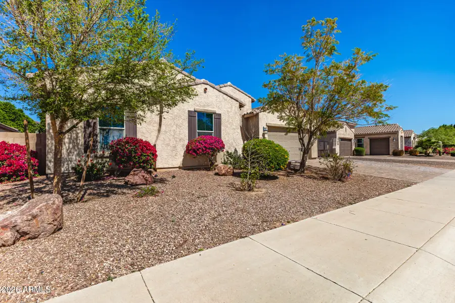 18136 W Devonshire Avenue, Goodyear, AZ 85395 - #2
