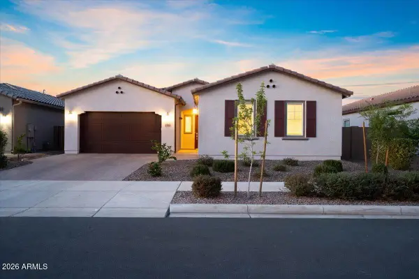 23018 E Lords Way, Queen Creek, AZ 85142