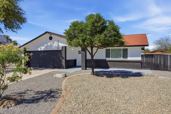 1534 E Hampton Circle, Mesa, AZ 85204
