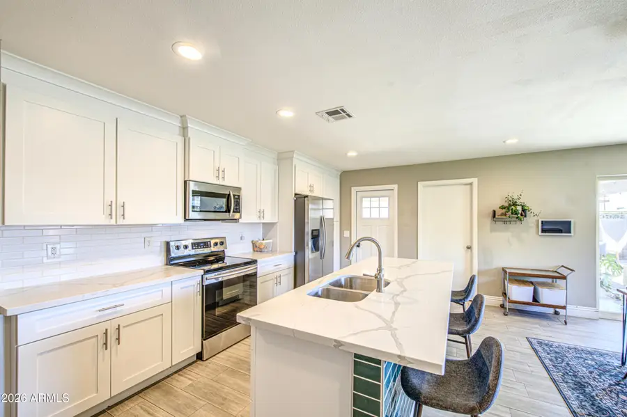 1640 N Queensbury Road, Mesa, AZ 85201 - #2