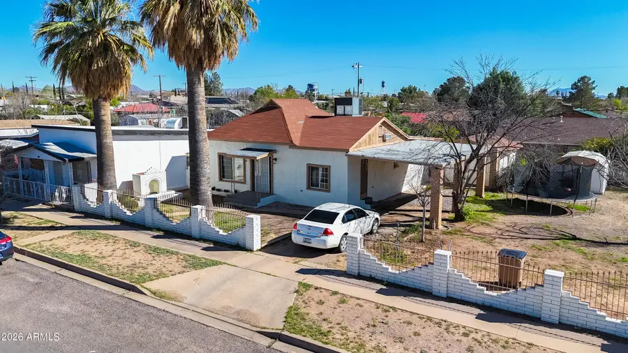 711 E 3rd Street, Douglas, AZ 85607 - #2