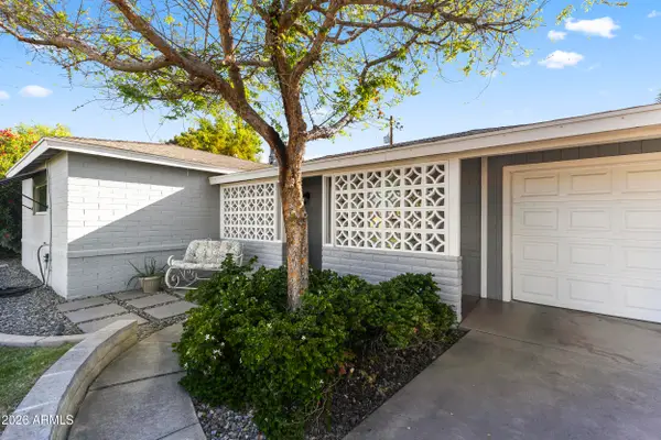 7013 N 11th Way, Phoenix, AZ 85020