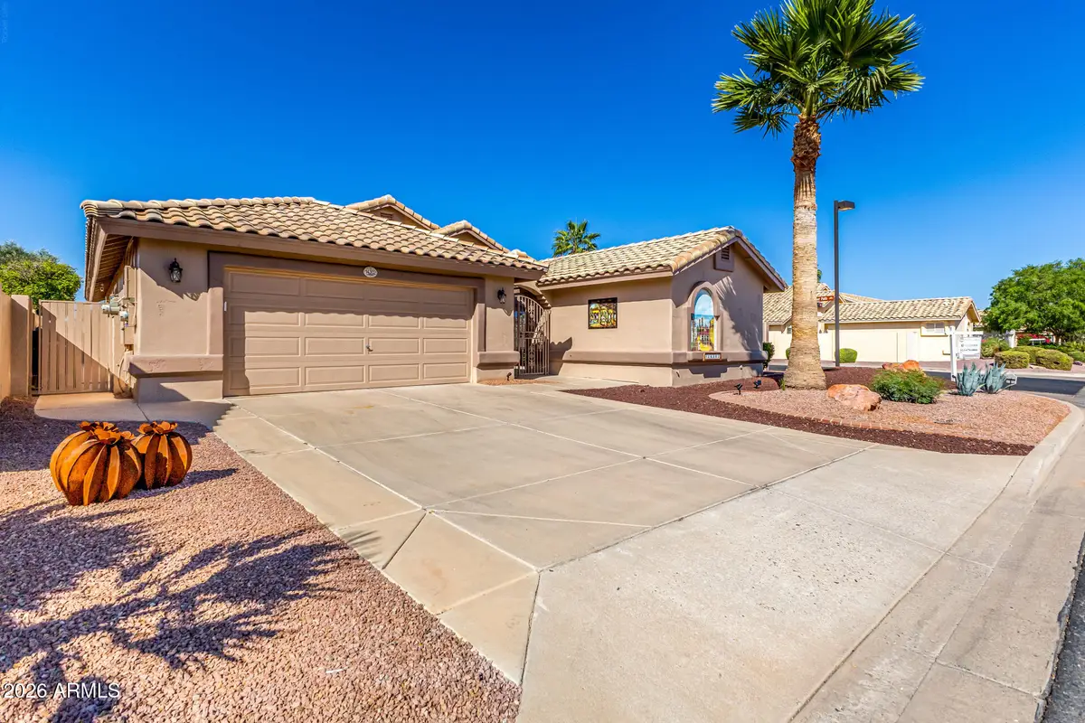 14302 W Shawnee Trail, Surprise, AZ 85374 - #1