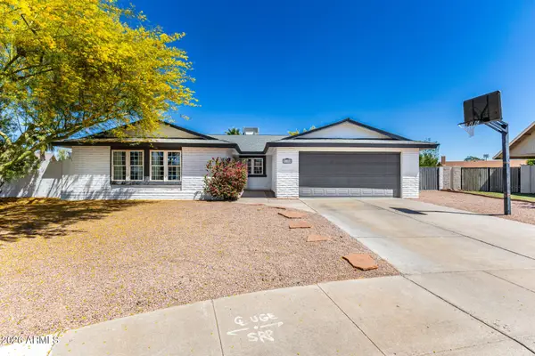 5150 E Tunder Drive, Phoenix, AZ 85044