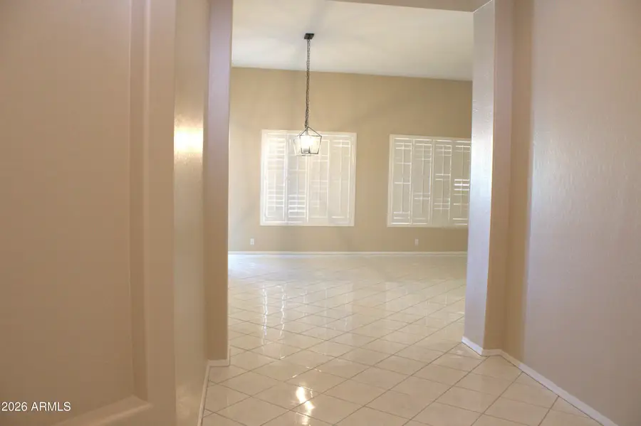 1043 S Rockwell Street, Gilbert, AZ 85296 - #3