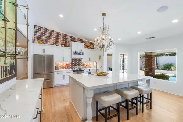 4833 N 38th Street, Phoenix, AZ 85018