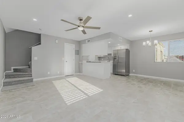 4733 E Belleview Street, Phoenix, AZ 85008