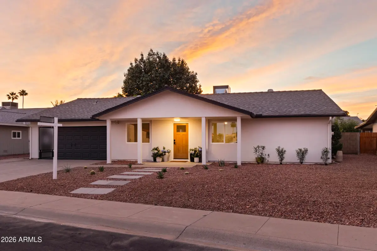 11830 S Eagleman Drive, Phoenix, AZ 85044 - #1