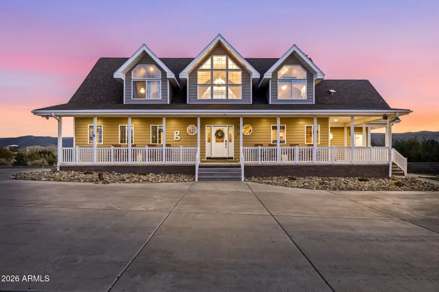 327 W 4th Street, Eagar, AZ 85925 - #2