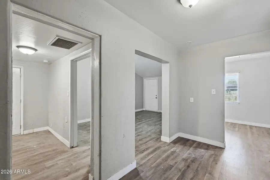 2041 W Georgia Avenue, Phoenix, AZ 85015 - #2