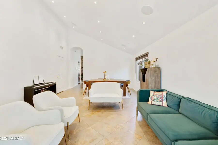 4704 E Weaver Road, Phoenix, AZ 85050 - #2