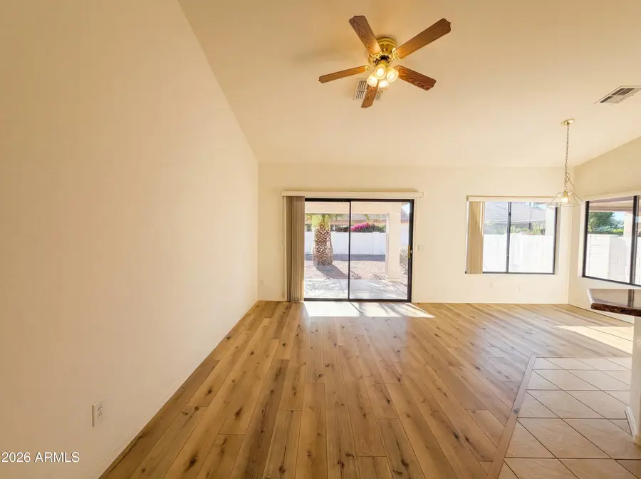 25210 S Wyoming Avenue, Sun Lakes, AZ 85248 - #3