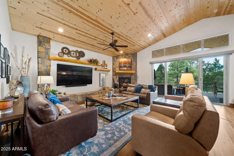 200 N Sorrel Court, Show Low, AZ 85901 - #2