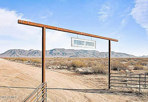 XXX1 W Sunset Boulevard #1, Aguila, AZ 85320