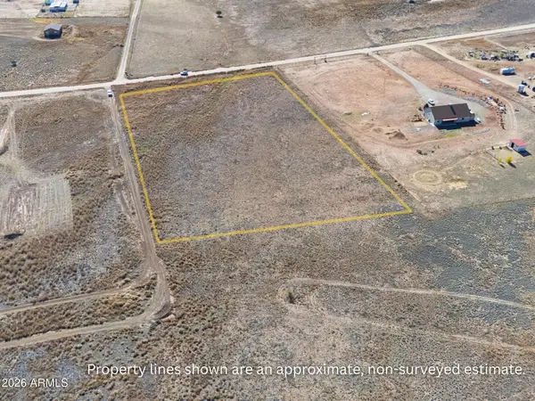 3550 W Meadow Lake Drive, Chino Valley, AZ 86323
