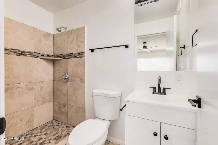 6605 N 44th Avenue, Glendale, AZ 85301 - #3